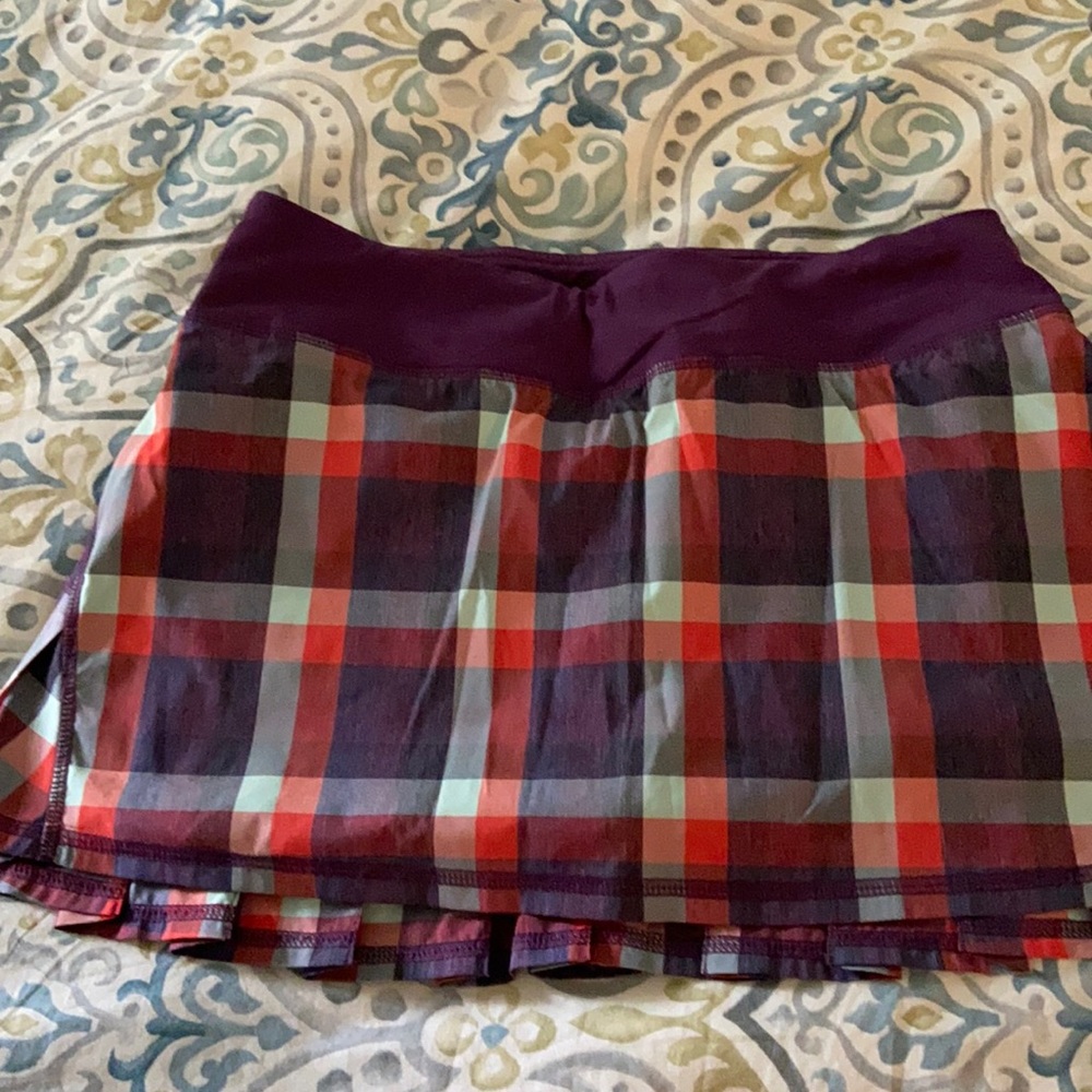 Lululemon athletic pacesetter skirt. Size 4 Regular